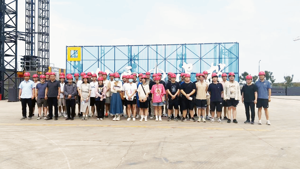 ̫ԭ������ѧ200����ʦ����ɽ����Ͷ���̻�е��˾����ѧϰ