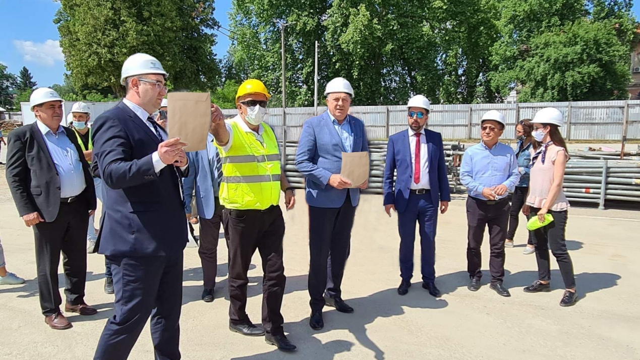 ɽ����Ͷ�н��Ĳ��ڶ಩��ҽԺ��Ŀ����������򵼵���