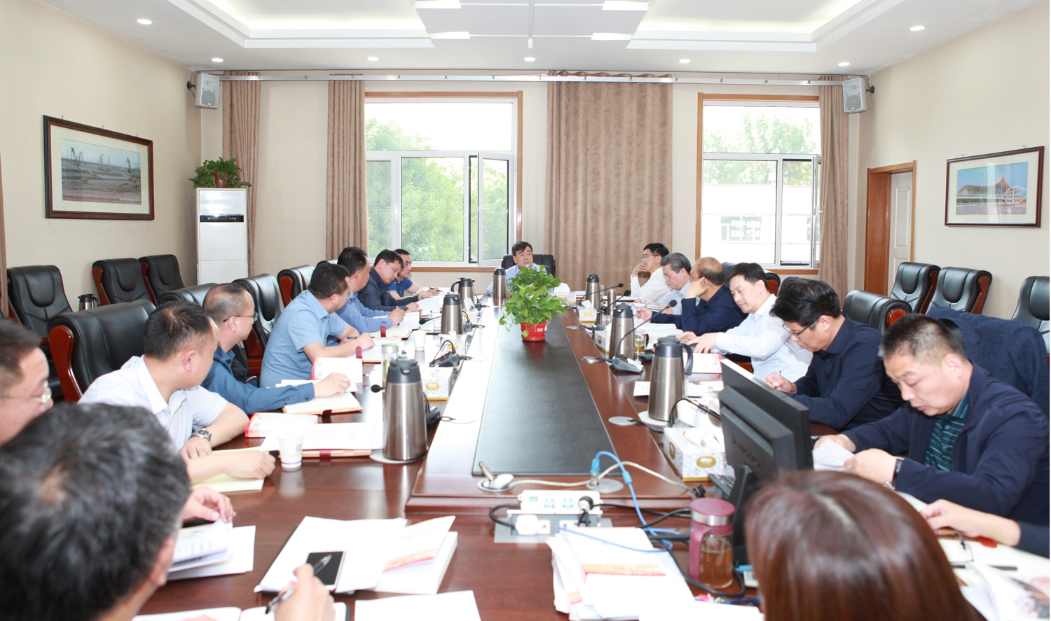 ɽ����е������ ʡ��̽Ժ���е�ʷѧϰ����������ר��ѧϰ�ߵ�ί����ѧϰ������ѧϰ��