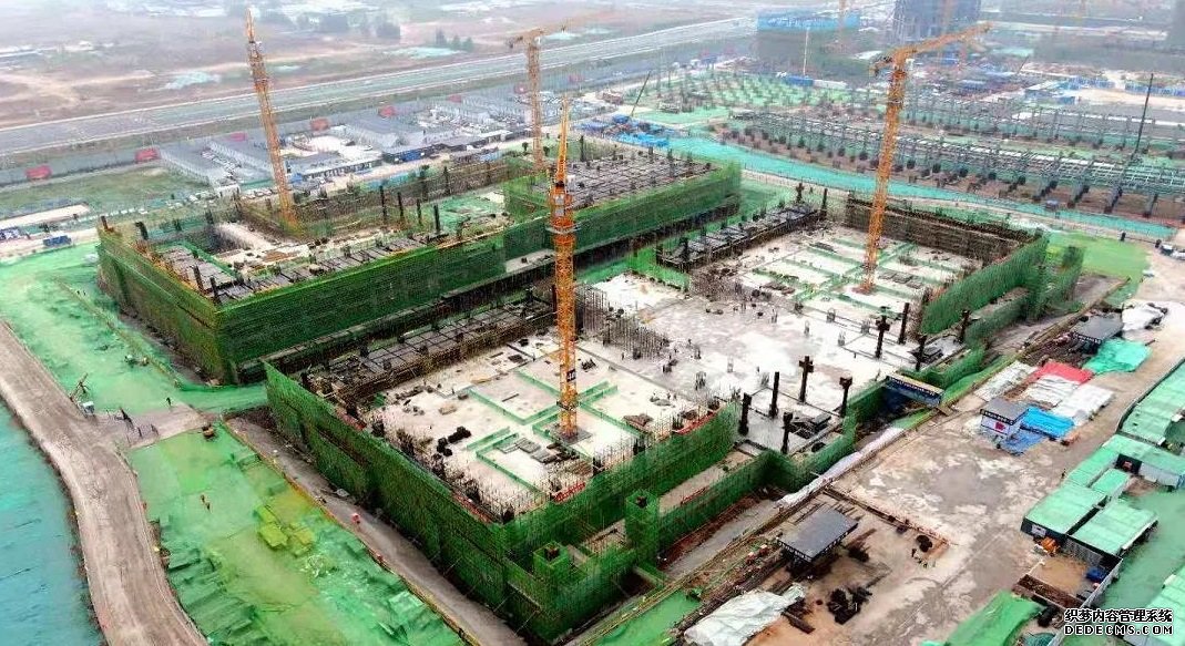 ɽ����Ͷ��������½����е �Ը��������� ��������³�GGPoker