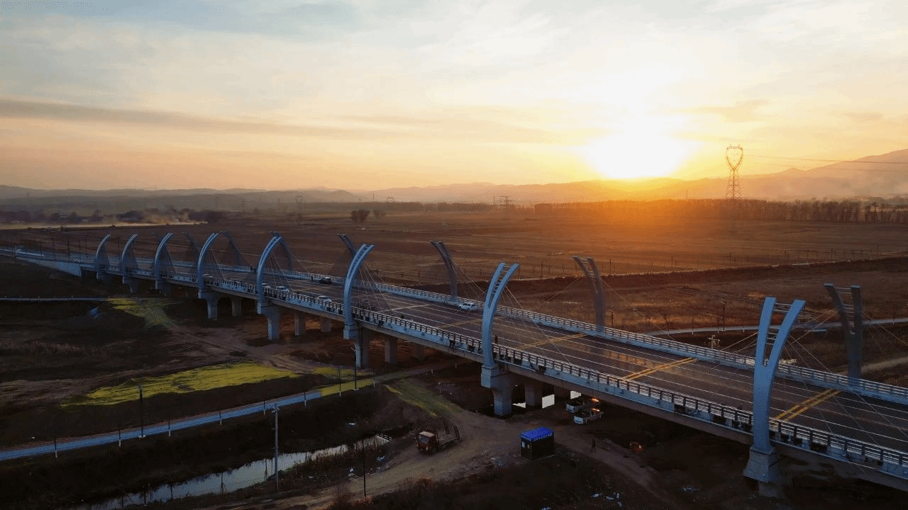 ɽ����Ͷ���ųн���������GGPoker��Ŀ˳�콨��