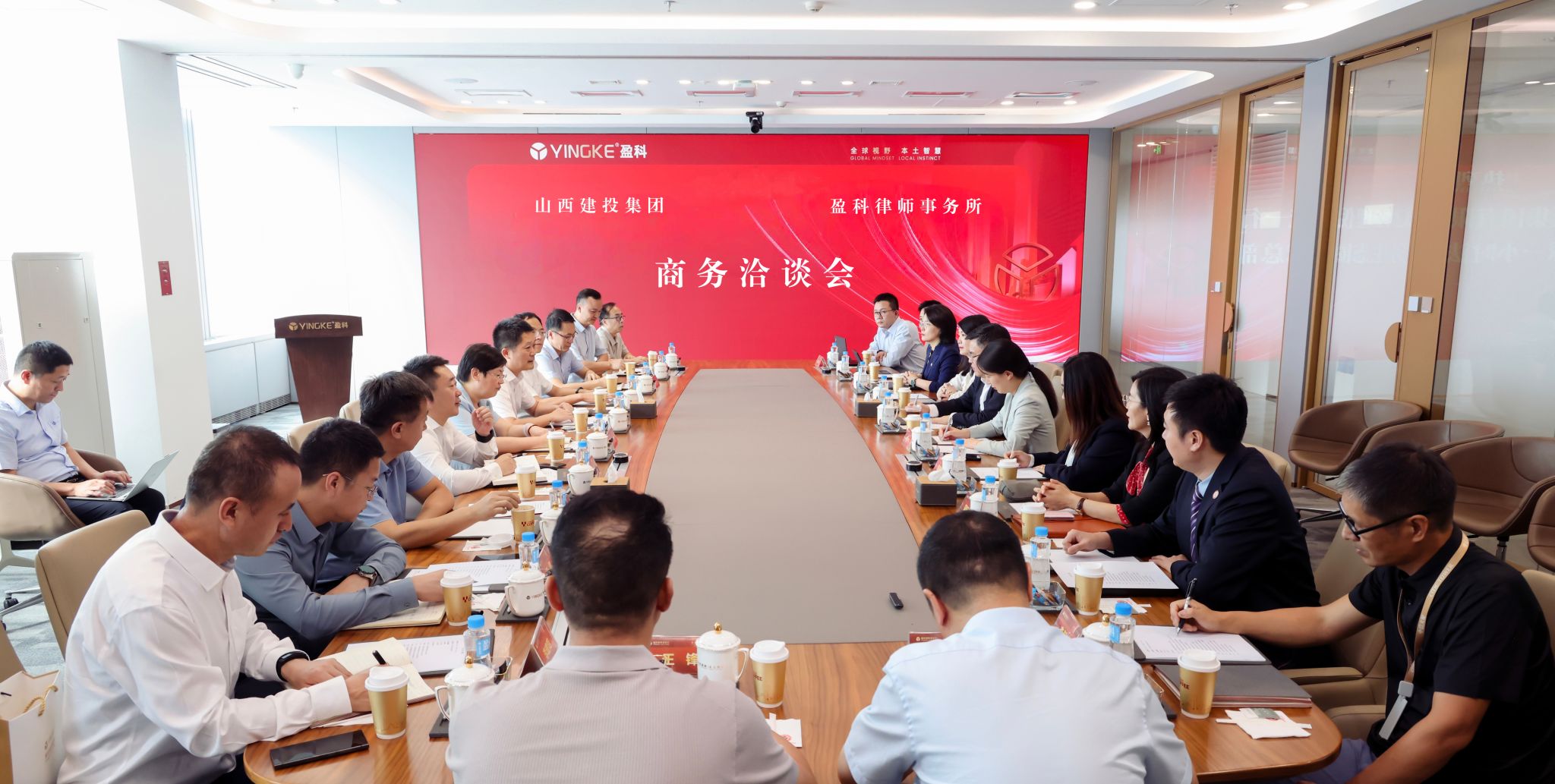 ɽ����Ͷ������ӯ��״ʦ��������������̸��