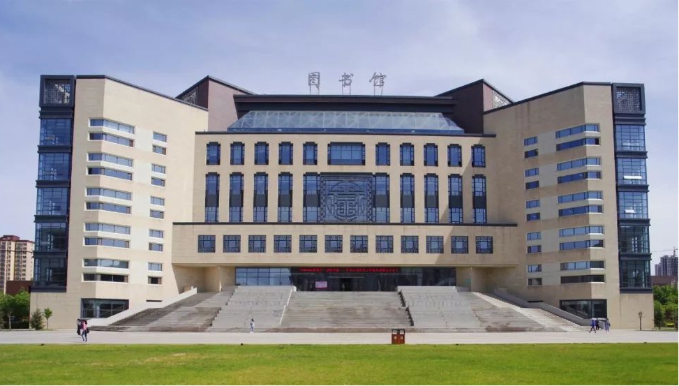 ɽ����Ͷ��������һ����������������ʹ��̽�