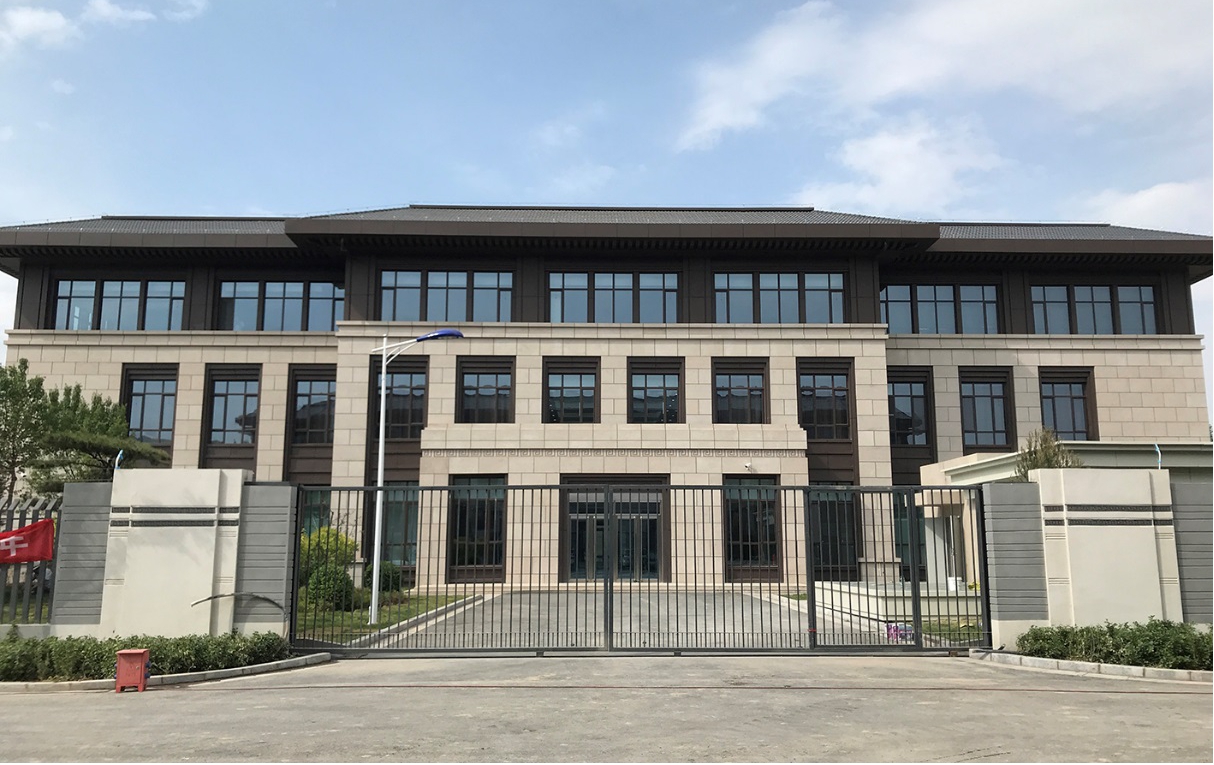 ɽ����Ͷ�Ľ����ųн���̫ԭ�������������ذ참¥��ǰ����ʹ��