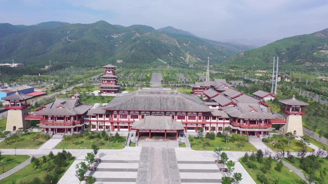 ɽ����Ͷһ�����Ż��ھ���԰��ѧ��Ψһ���������ۺϽ���