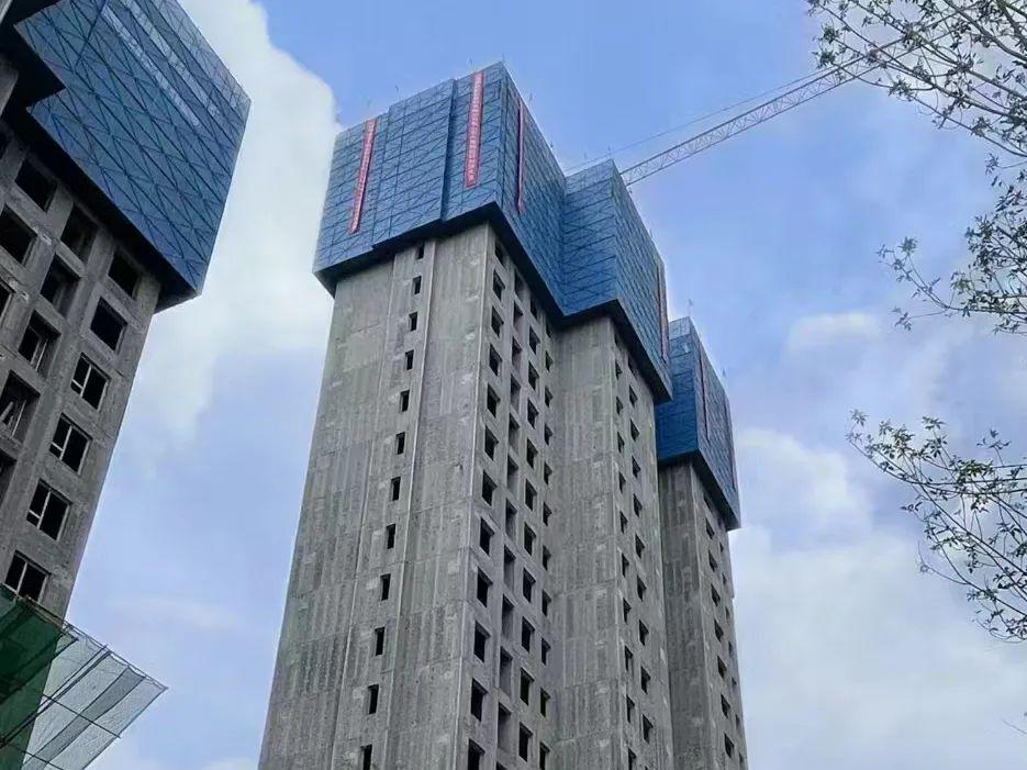 ����������С��һ����Ŀ���幤�����зⶥ