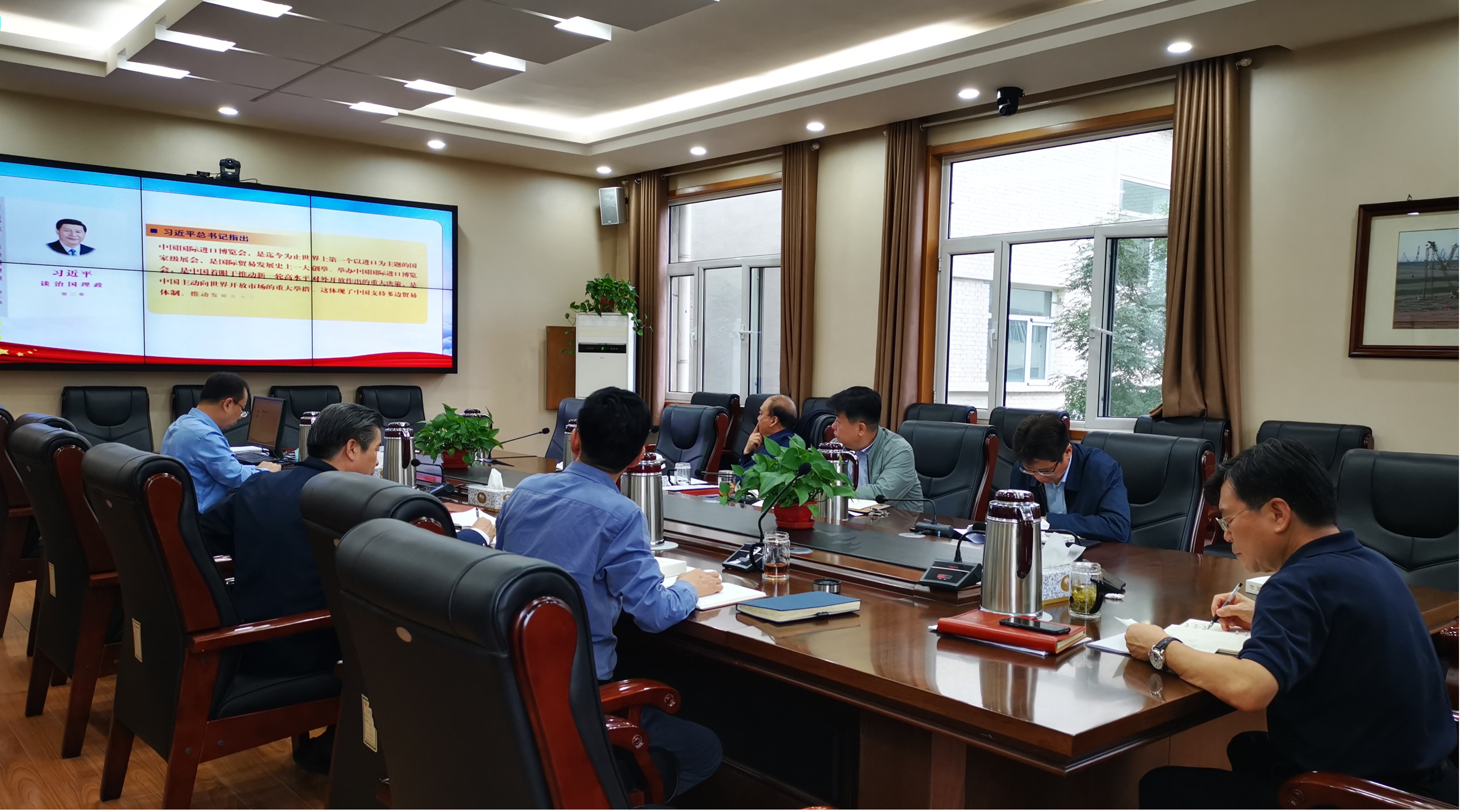 ɽ����Ͷ��е�����ŵ�ί����ѧϰ�������ٿ���ϰ��ƽ̸�ι�������������������ר��ѧϰ�ۻ�